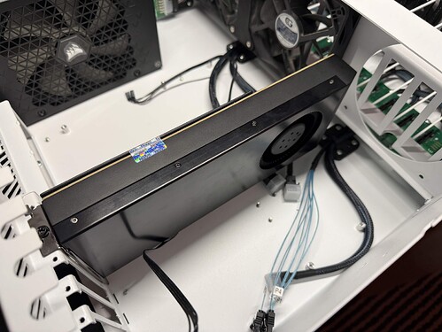 HL15 Full Case w/4090 48GB Card mounted macro view